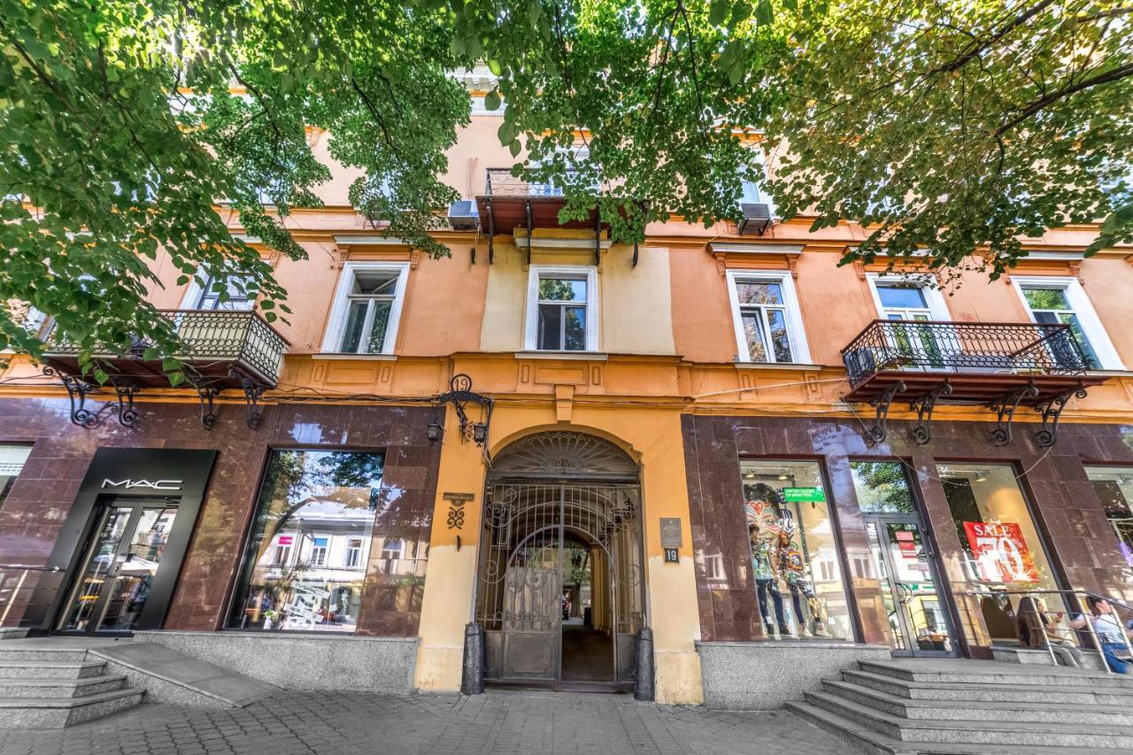 Deribasovskaya, 19 Apartment 敖德萨 外观 照片